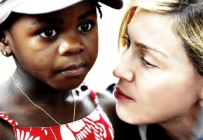 20101227-news-madonna-malawi-christmas-2