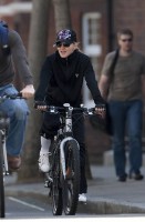 Madonna out and about in London - April 9th 2011 (8)
