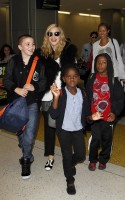 Madonna at JFK airport, New York (3)