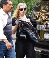 Madonna out and about in New York, 13 September 2011 (1)