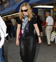 Madonna out and about in New York, 13 September 2011 (16)