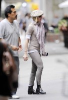 Madonna at the Kabbalah Centre in New York, 24 Septembre 2011 - Update 01 (8)