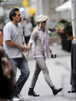 Madonna at the Kabbalah Centre in New York, 24 Septembre 2011 - Update 01 (9)