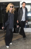 Madonna arriving at JFK airport, New York - 24 October 2011 (6)