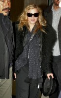 Madonna arriving at JFK airport, New York - 24 October 2011 (10)