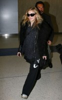 Madonna arriving at JFK airport, New York - 24 October 2011 (14)