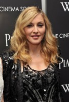 Madonna at the Cinema Society & Piaget screening  of WE, MOMA New York, 4 December 2011 (15)