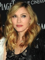 Madonna at the Cinema Society & Piaget screening  of WE, MOMA New York, 4 December 2011 - Update (1)