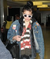 Madonn at JFK airport, New York - 23 December 2011 (5)