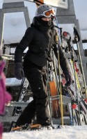 20120104-pictures-madonna-family-brahim-zaibat-skiing-gstaad-20