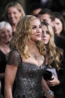 Madonna at the Golden Globes, Red Carpet - 15 January 2012 - Update 01 (3)