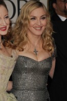 Madonna at the Golden Globes, Red Carpet - 15 January 2012 - Update 01 (38)
