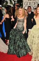 Madonna at the Golden Globes, Red Carpet - 15 January 2012 - Update 01 (42)