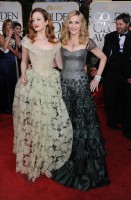 Madonna at the Golden Globes, Red Carpet - 15 January 2012 - Update 01 (43)