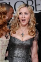 Madonna at the Golden Globes, Red Carpet - 15 January 2012 - Update 01 (83)