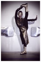 Backstage with Madonna at the Super Bowl - V Magazine (2)