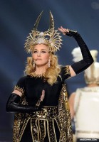 Madonna Official Super Bowl and Give me all your luvin pictures (16)