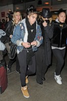 Madonna and Lourdes at JFK airport, 21 February 2012 - Update 3 (13)