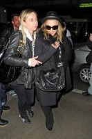 Madonna and Lourdes at JFK airport, 21 February 2012 - Update 3 (33)