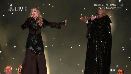 Madonna at the Super Bowl Halftime Show - 5 February 2012 - HD video (8)