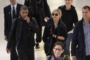 Madonna at JFK airport in New York - 24 May 2012 (4)