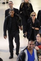 Madonna at JFK airport in New York - 24 May 2012 (15)