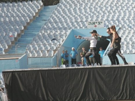 20120526-pictures-madonna-mdna-tour-rehearsals-tel-aviv-02.jpg