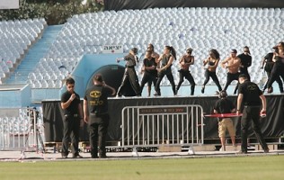 MDNA Tour Rehearsals - Ramat Gan Stadium Tel Aviv [26 May 2012] Part 2 (8)