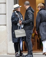 Madonna out and about in New York - 24 May 2012 (3)