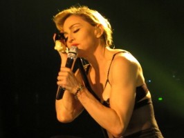 Madonna - MDNA Tour Istanbul - 7 June 2012 - Inci Erdogan (16)