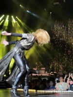 Madonna - MDNA Tour Istanbul - 7 June 2012 - Inci Erdogan (23)