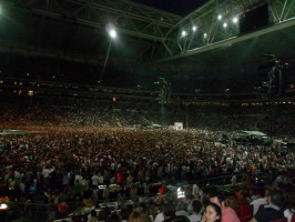 MDNA Tour - Istanbul - 7 June 2012 - Madonna Turkiye Part 2 (30)