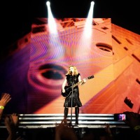 MDNA Tour - Istanbul - 7 June 2012 - Oktem (2)