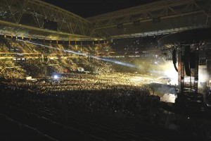 MDNA Tour Istanbul - Before and during - 7 June 2012 (40)