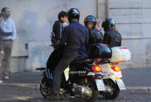 Madonna riding a Vespa in Rome - 13 June 2012 (9)
