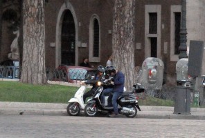 Madonna riding a Vespa in Rome - 13 June 2012 (31)