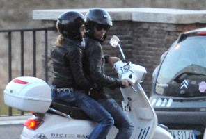 Madonna riding a Vespa in Rome - 13 June 2012 (59)