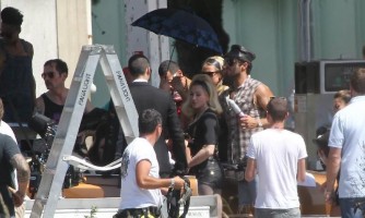On the set of Turn up the Radio - Florence - Madonna (20)