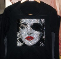 20120702-news-madonna-mdna-tour-swarovski-shirt