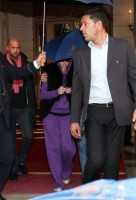 Madonna look-a-like leaving the Ritz Hotel, Paris (2)