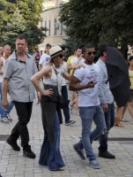 Madonna out and about in Kiev - 3 August 2012 (20)
