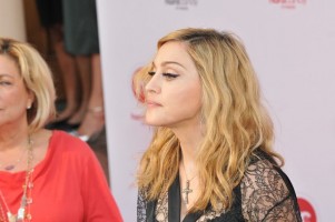 Madonna at the Hard Candy Fitness Opening in Moscow - 6 August 2012 - Update 01 (2)