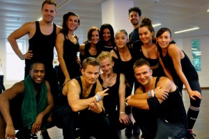 Madonna giving Addicted to Sweat dance class in Moscow (12)