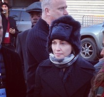 Madonna Visiting Sandy-Damaged Rockaways (1)