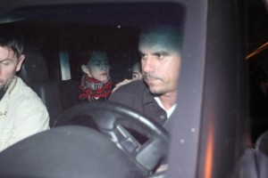 1 December 2012 - Madonna Having dinner with Luciano Huck, Rio de Janeiro (2)