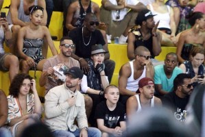 Madonna attends AfroReggae in Rio de Janeiro (19)