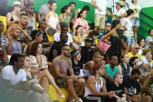 Madonna attends AfroReggae in Rio de Janeiro - Part 2 (9)