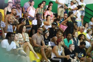 Madonna attends AfroReggae in Rio de Janeiro - Part 2 (10)