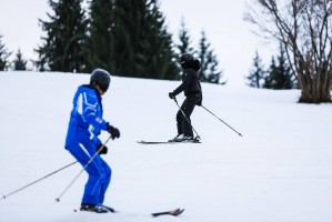 Madonna skiing in Gstaad, Switzerland - Part 2 (15)
