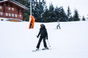 Madonna skiing in Gstaad, Switzerland - Part 2 (16)